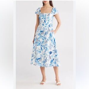 Avec Les Filles 🔥FORAGE Blue and White Floral PRINT Midi Dress